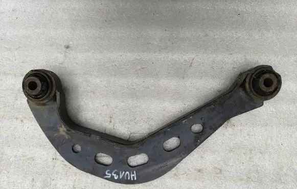 Mazda 3 III Rear control arm