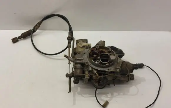 Volkswagen Golf II Carburettor 051133154