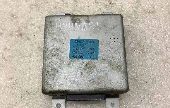 Hyundai Grandeur Seat control module 954503L301 DEC0 70427