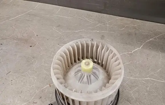 Mitsubishi Space Star Heater fan/blower ae1460