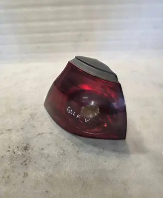 Volkswagen Golf V Rear/tail lights 1K6945095N B01784033 28490102