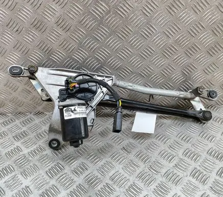 Maserati Quattroporte Front wiper linkage and motor 670001639