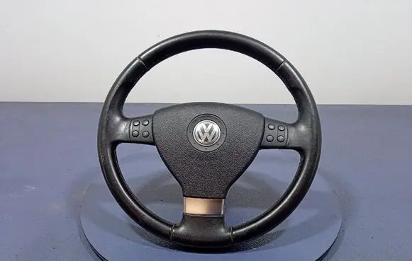 Volkswagen Golf V Steering wheel 