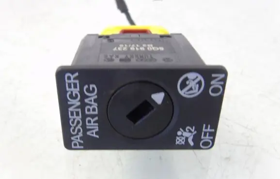 Skoda Fabia Mk3 (NJ) Passenger airbag on/off switch 5Q0919237