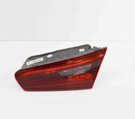 Audi A3 S3 8V Tailgate rear/tail lights 8V3945094B