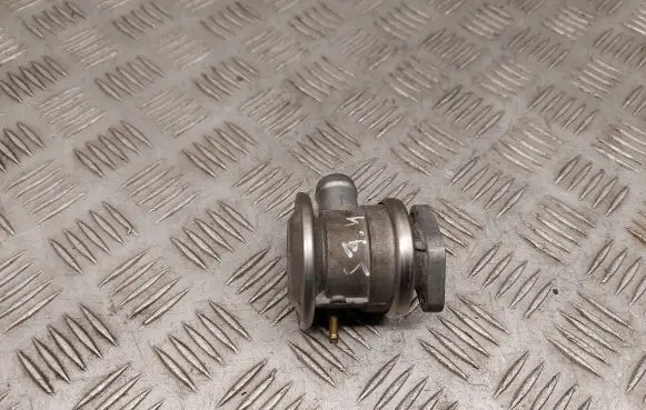 Audi A7 S7 4G EGR valve 079131101AD