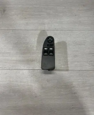Electric window control switch