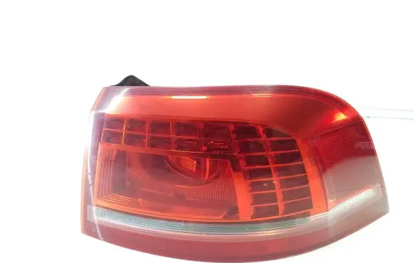 Volkswagen PASSAT B7 Rear/tail lights 3AF945208A