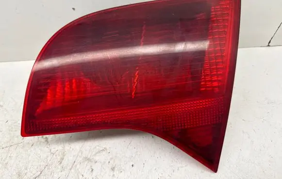 Audi A4 S4 B7 8E 8H Tailgate rear/tail lights 8E9945094 484502 ULO749002