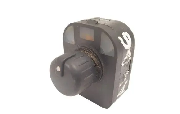 Audi A4 S4 B6 8E 8H Wing mirror switch 8E0959565