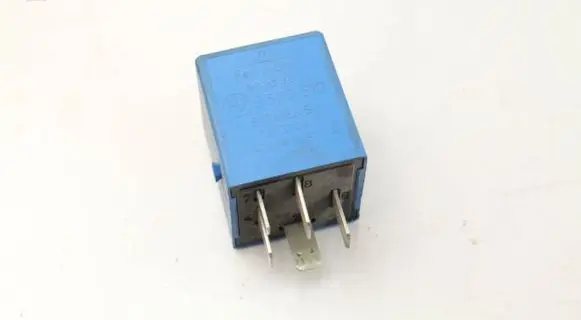 BMW Z3 E36 Light relay 8370510 61358370510