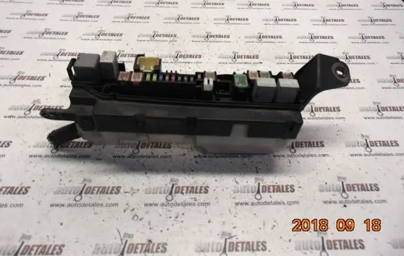 Toyota Avensis T250 Fuse box set