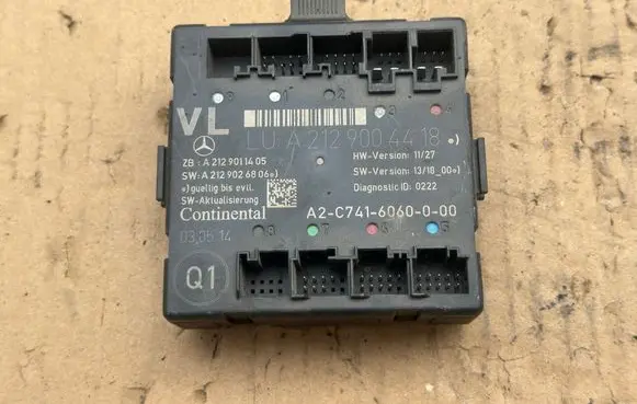 Mercedes-Benz C W204 Door control unit/module A2129004618 A2129004418 A2129011405