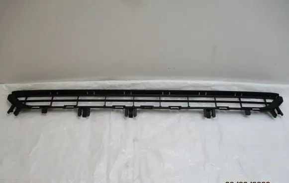 Peugeot 3008 I Front bumper lower grill 742290