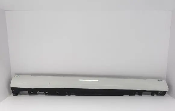 BMW X6 E71 Sill 7184422