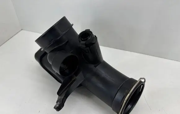 BMW 5 G30 G31 G38 Air intake duct part 11564310