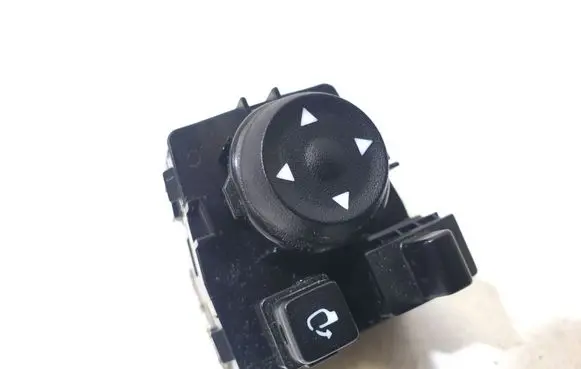 Hyundai Tucson TL Wing mirror switch 93530N72004X