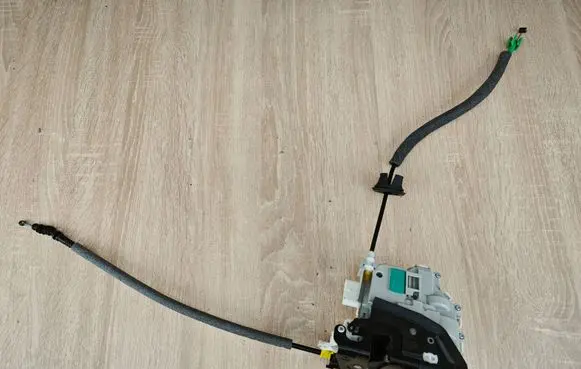 Audi A4 S4 B9 Front door lock 8X1837016C