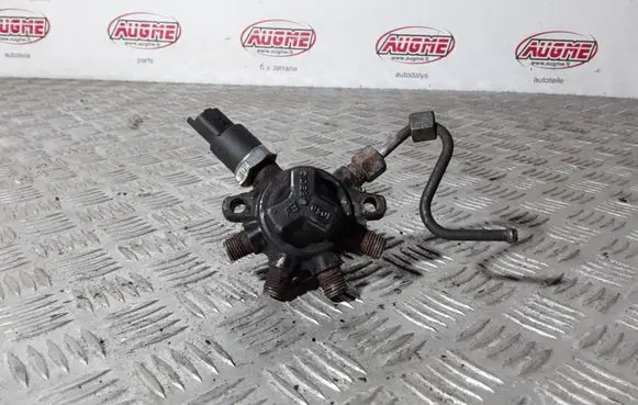 Renault Megane II Fuel main line pipe 8200057345