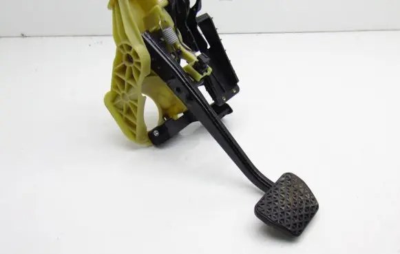 BMW 7 F01 F02 F03 F04 Brake pedal 9144254