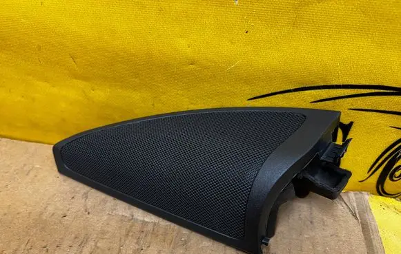 Mercedes-Benz GL X166 Front door speaker cover trim A1667200144 A2118200202