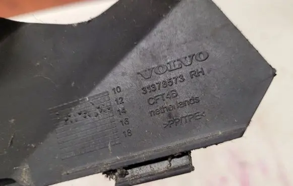 Volvo V40 Windshield trim 31378573