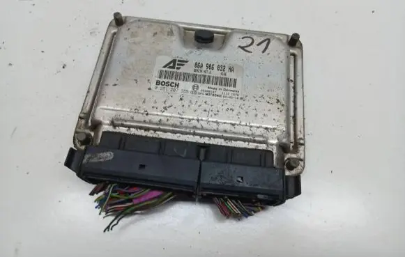Seat Alhambra (Mk1) Engine control unit/module ECU 06A906032HA 26SA8147 0261207355