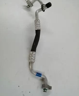 Hyundai Kona I Air conditioning (A/C) pipe/hose R1234YF