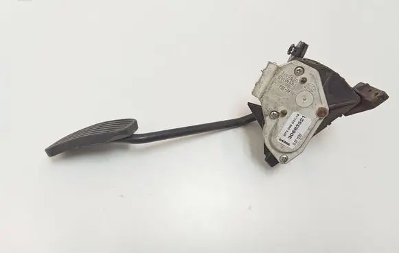 Volvo XC90 Accelerator throttle pedal 30683521