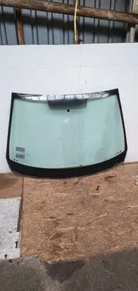 Renault Megane II Front windscreen/windshield window 76876798798