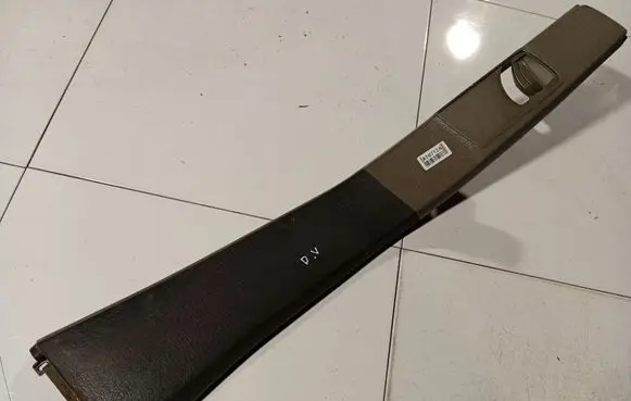 Audi 80 90 S2 B4 (B) pillar trim (top) 893867240B