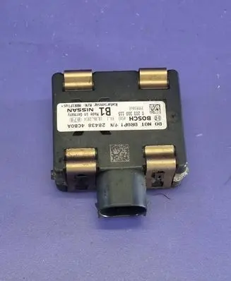 Nissan X-Trail T32 Distronic sensor radar 0203300115