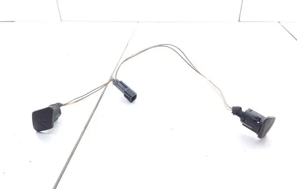 Opel Corsa B Other switches/knobs/shifts 17900328 17900325