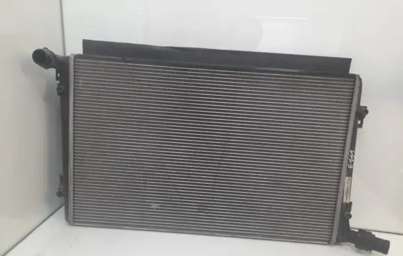Skoda Octavia Mk2 (1Z) Coolant radiator 1K0121251AK