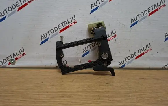 Front door exterior handle/bracket