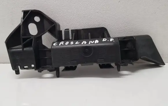 Opel Crossland X Front bumper mounting bracket 13477182
