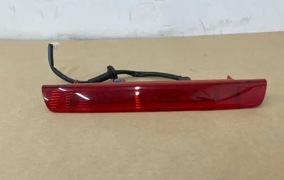 Nissan Qashqai Third/center stoplight 265904EA0A