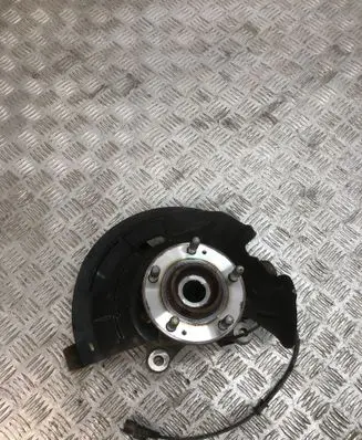 Front wheel hub