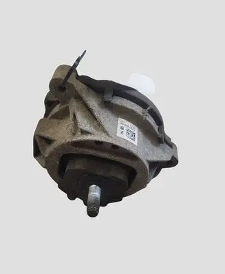 BMW 1 F20 F21 Engine mount bracket 678765804