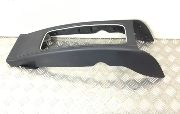 Mercedes-Benz S W222 Rear seat armrest A2178400278