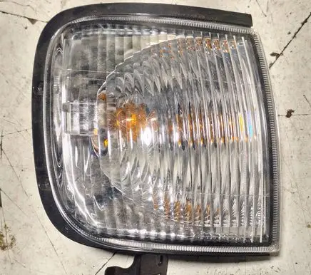 Opel Frontera B Front indicator light 2BE935229
