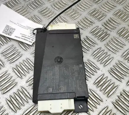 Mercedes-Benz EQB Keyless (KESSY) go control unit/module A1679009523