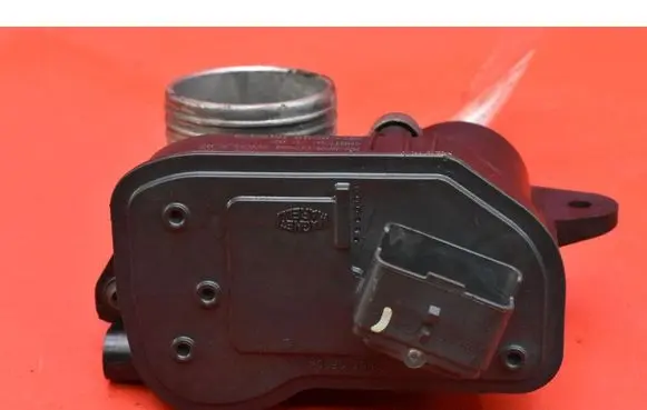 Peugeot 208 I Throttle body valve 9673622380