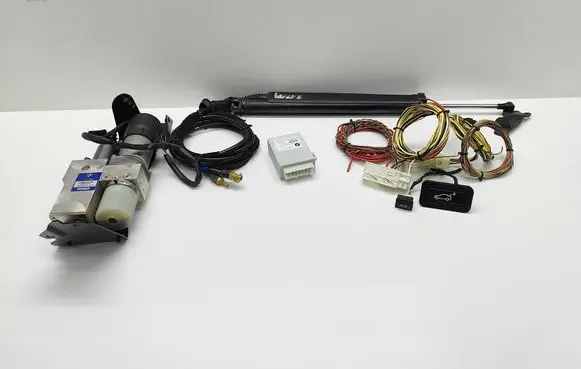 BMW 5 E60 E61 Tailgate hydraulic set 7188110 718811001 61357188110