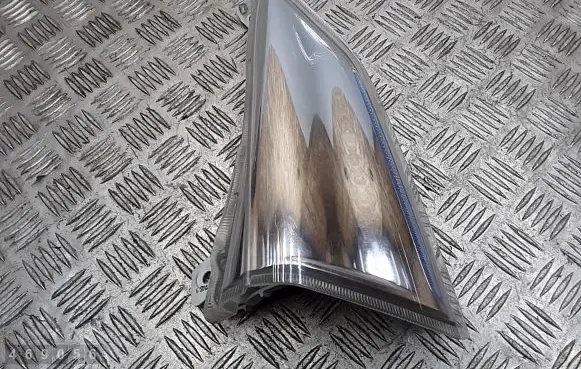 Under headlight/headlamp trim