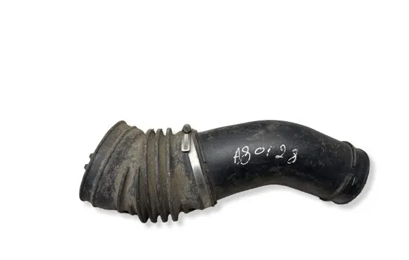Audi A8 S8 D2 4D Air intake duct part 077129627A 078129627C