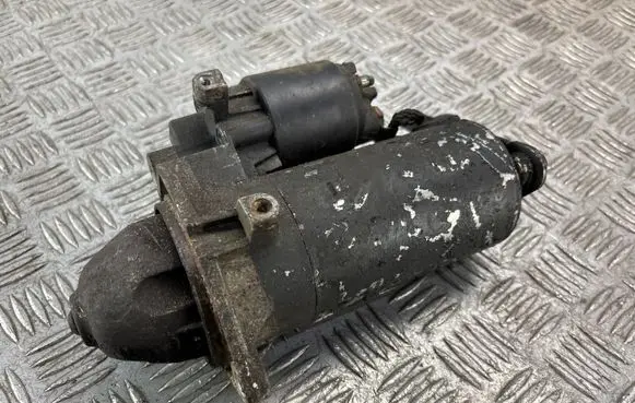 Opel Zafira A Starter motor 001109015