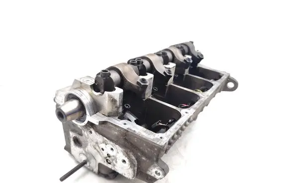 Audi A6 S6 C5 4B Engine head 038103373R