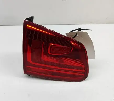 Volkswagen Tiguan Tailgate rear/tail lights 5N0945093G