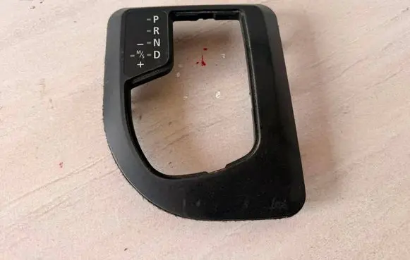 BMW 5 E60 E61 Gear shifter surround trim plastic 7034089